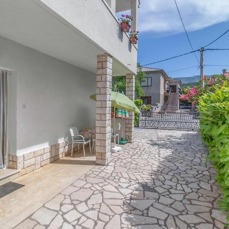 Nice Apartment In Jadranovo With Wifi Extérieur photo