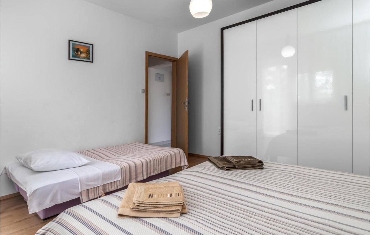 Nice Apartment In Jadranovo With Wifi Extérieur photo