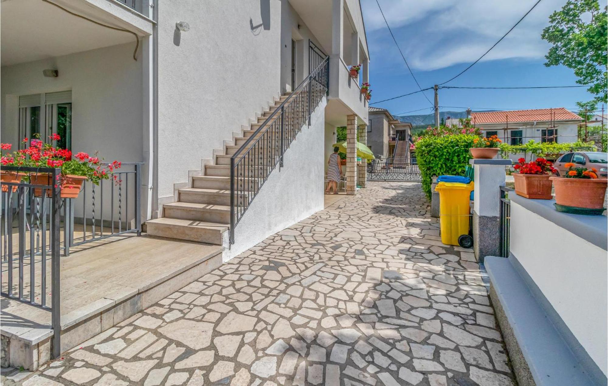 Nice Apartment In Jadranovo With Wifi Extérieur photo